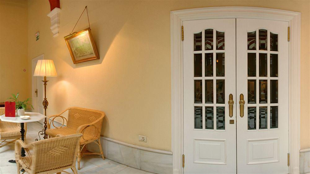 Sercotel Las Casas De Los Mercaderes Севилья Экстерьер фото
