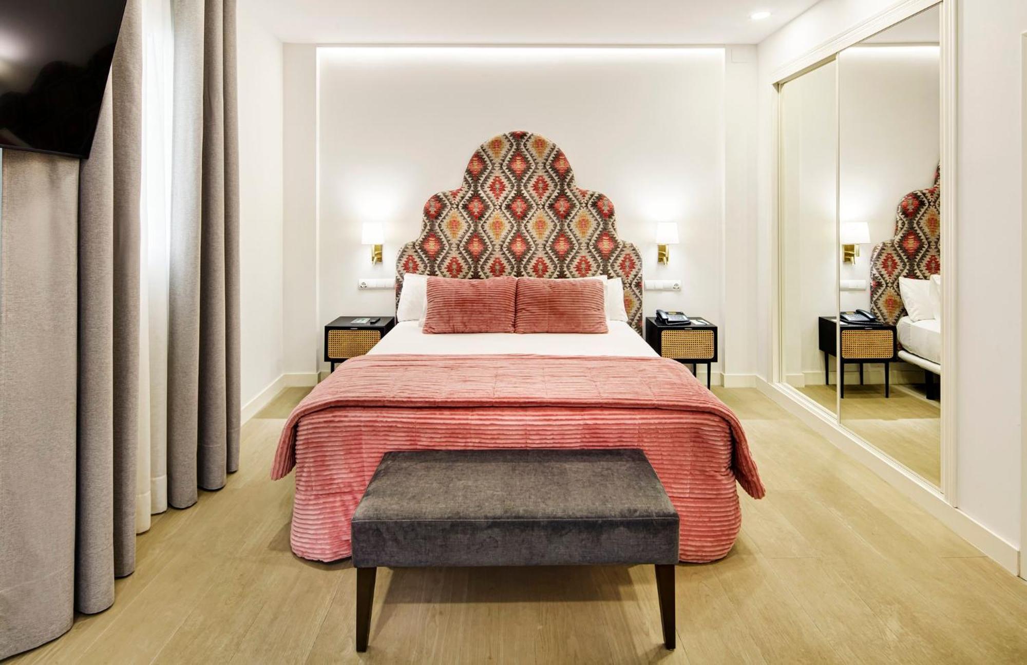Sercotel Las Casas De Los Mercaderes Севилья Экстерьер фото