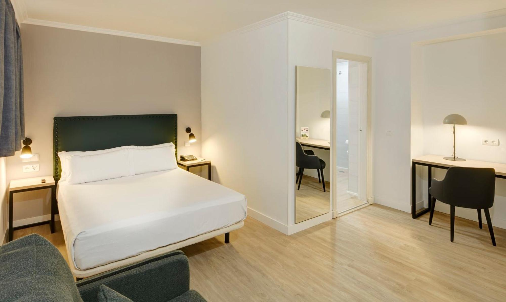 Sercotel Las Casas De Los Mercaderes Севилья Экстерьер фото