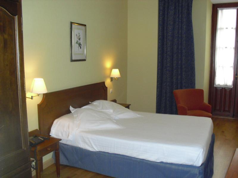 Sercotel Las Casas De Los Mercaderes Севилья Экстерьер фото
