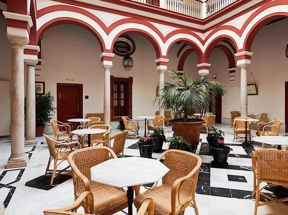 Sercotel Las Casas De Los Mercaderes Севилья Экстерьер фото